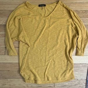 Laila Jayde dolman light sweater medium